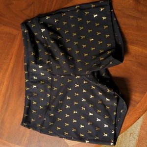 Oiselle Gold Medal Print Shorts sz M